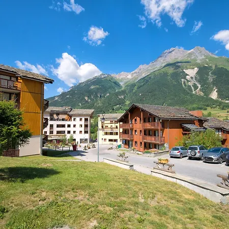 50 M From Gondola Ride Val Cenis