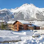 50 M From Gondola Ride Appartement